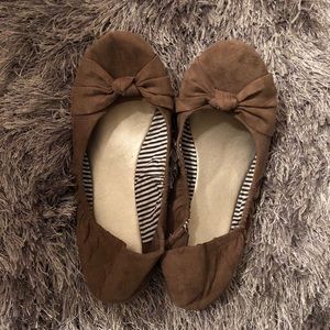 Brown Scrunch Flats